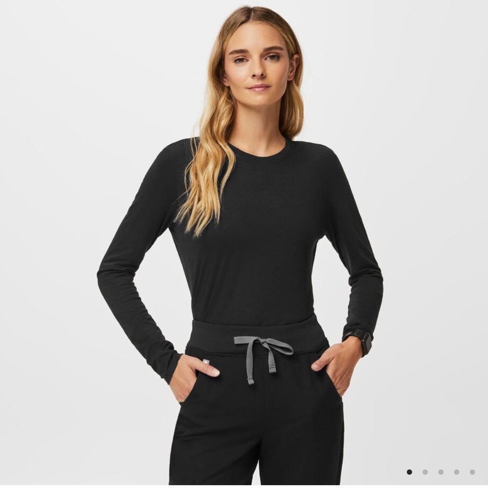 Figs supersoft long sleeve underscrub NAVY